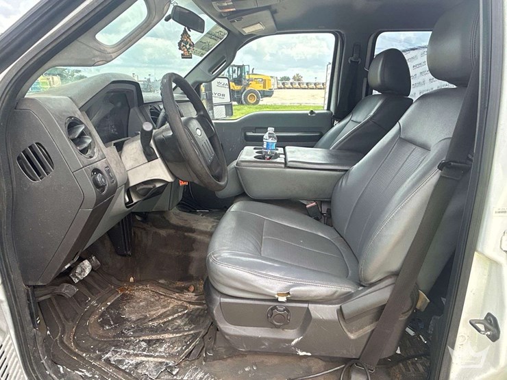 2015-ford-f350-image-18