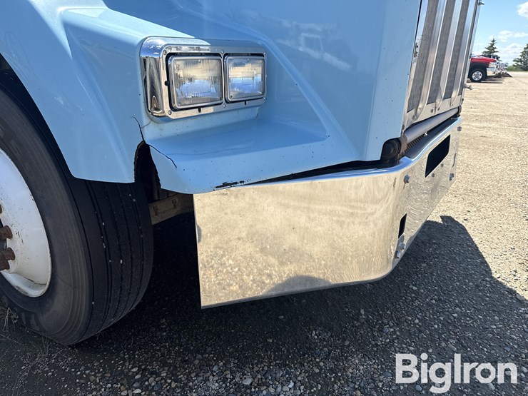 2012-kenworth-t800-image-11