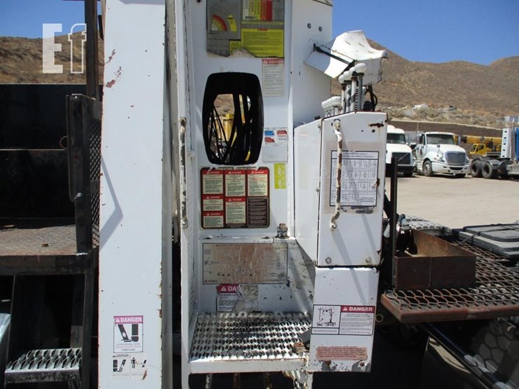 2014-kenworth-t800-image-23
