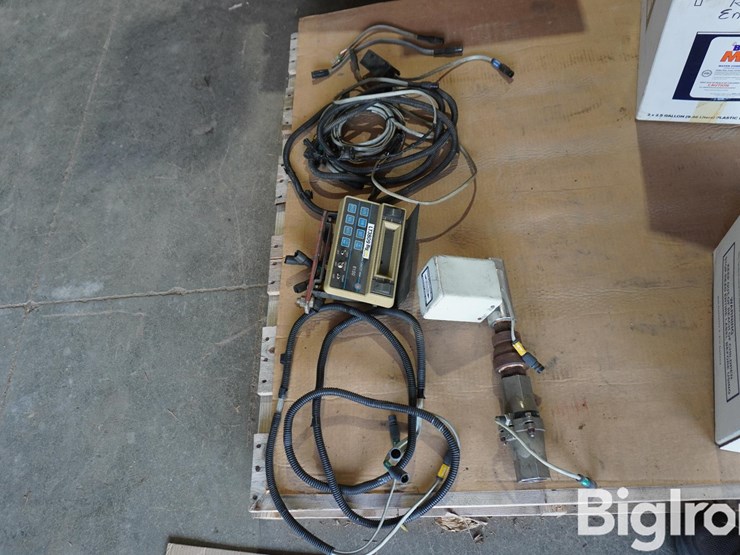 hiniker-anhydrous-controller-image-4
