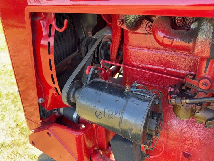 farmall-200-image-48