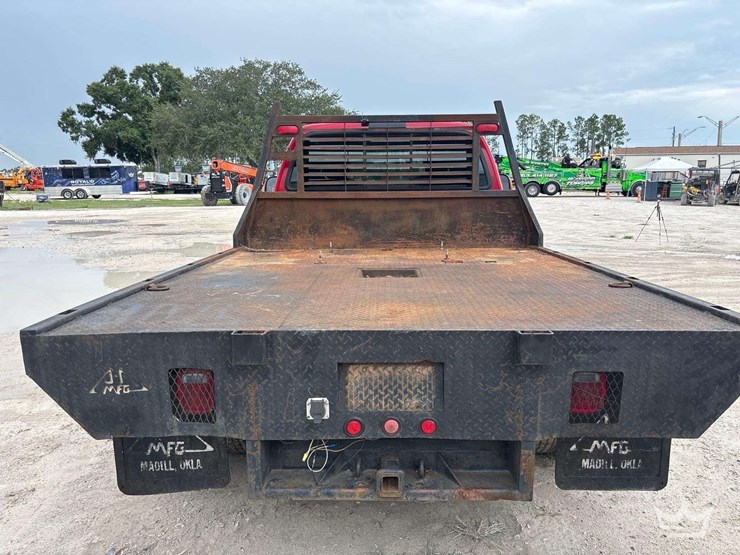 2006-ford-f550-image-26