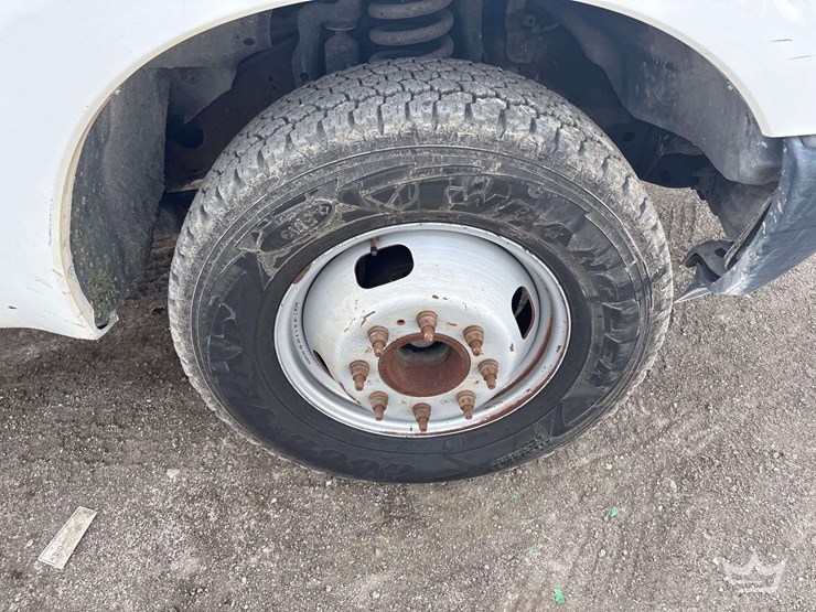 2016-ford-f350-image-21