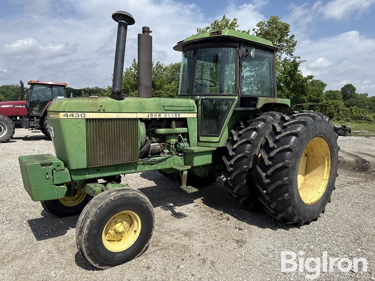 john-deere-4430-image-1