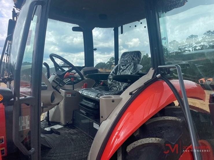 kubota-m7060-image-17