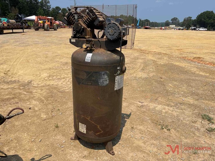 medallion-60-gallon-electric-air-compressor-image-1