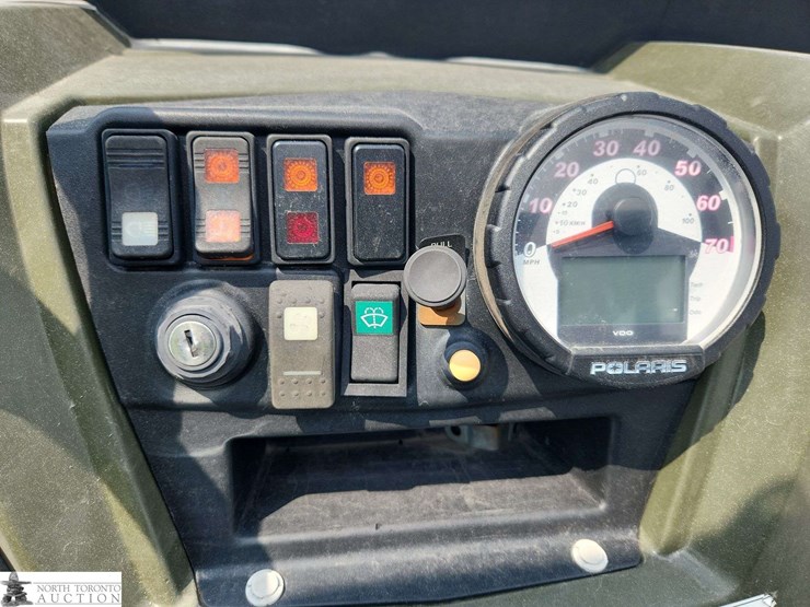 2013-polaris-ranger-crew-image-12