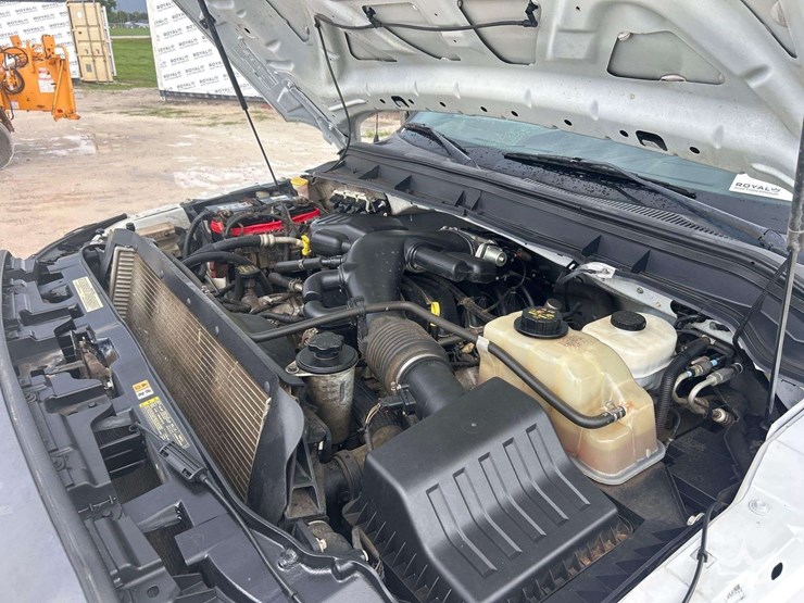 2014-ford-f450-image-8