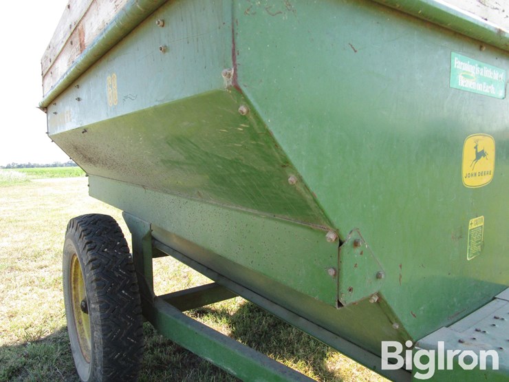 john-deere-68-image-12