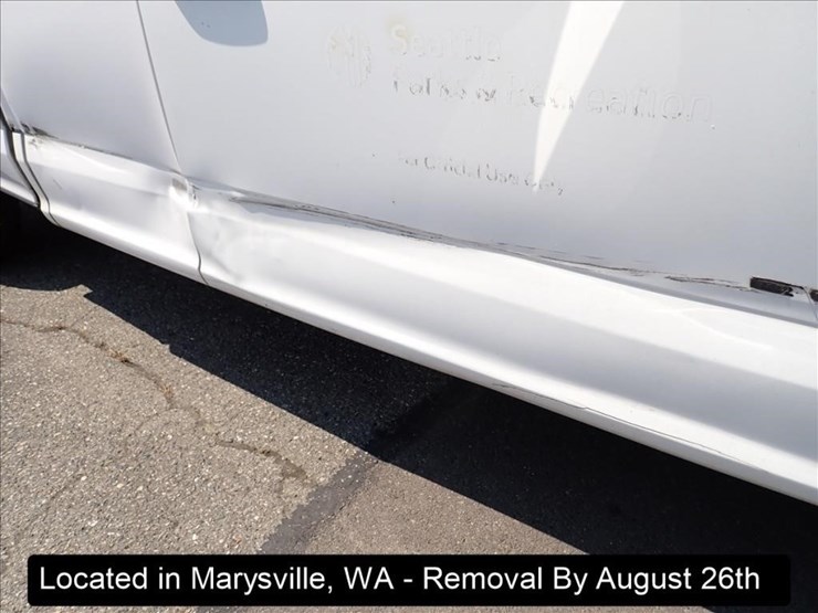 2015-ford-f150-xl-image-11