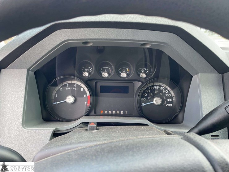 2013-ford-f350-image-12