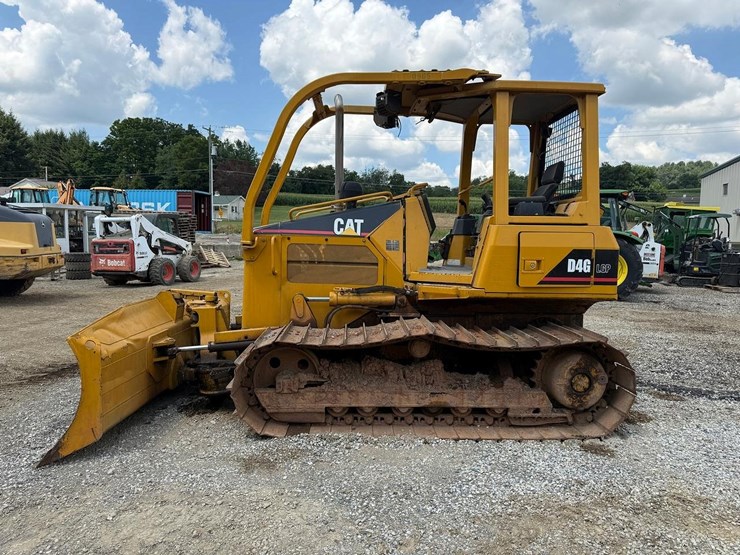 caterpillar-d4g-lgp-image-1