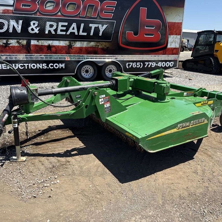 JOHN DEERE MX8