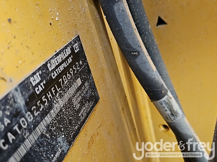 2025-caterpillar-255-image-33
