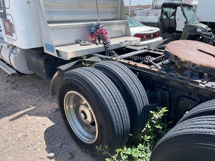 1988-kenworth-w923-image-7