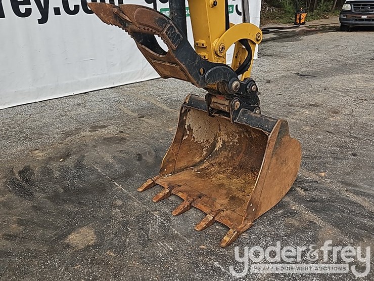 2023-caterpillar-306-cr-image-11