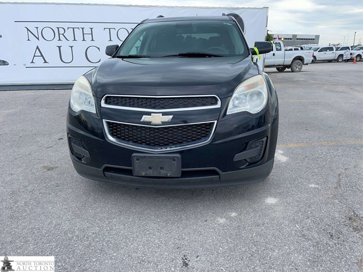 2015-chevrolet-equinox-image-2