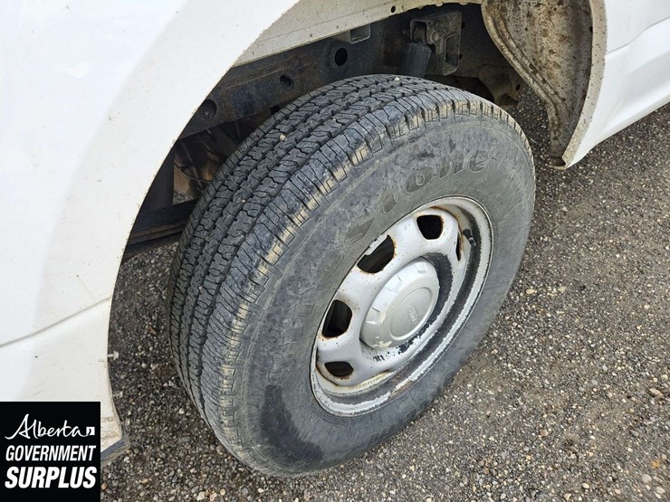2017-ford-f150-image-24