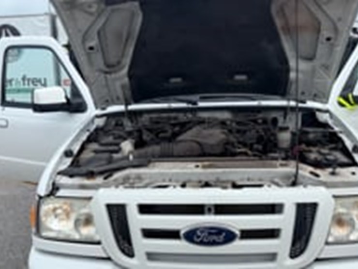 2011-ford-ranger-image-9