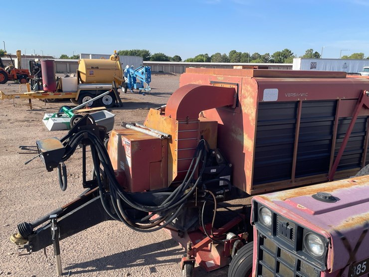 #2306-•-toro-versa-vac-(offsite-in-las-cruces)-image-2