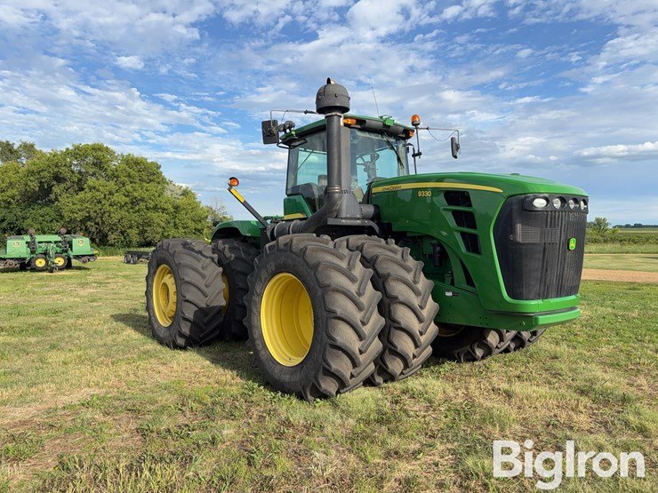 john-deere-9330-image-3