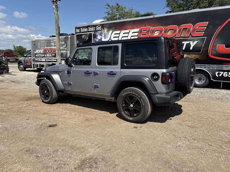 2021-jeep-wrangler-image-2