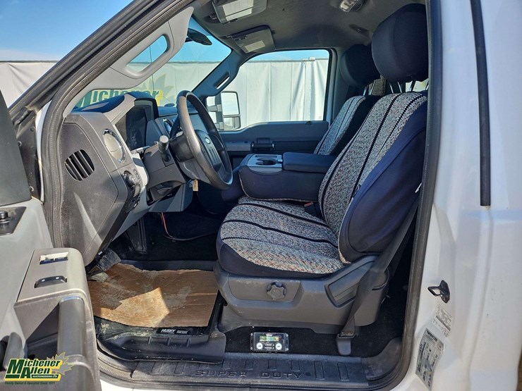 2013-ford-f550-image-17
