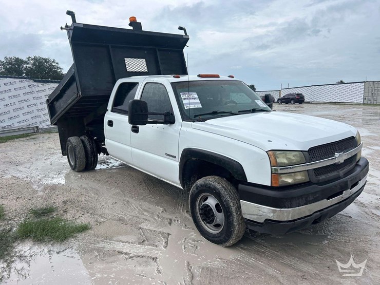 2003-chevrolet-silverado-3500-image-1