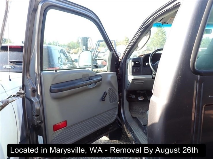 2006-ford-f550-image-2