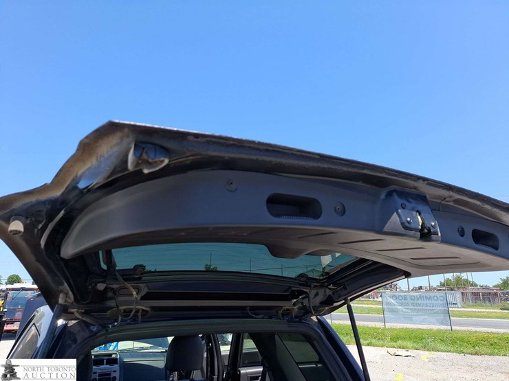 2012-ford-escape-image-29