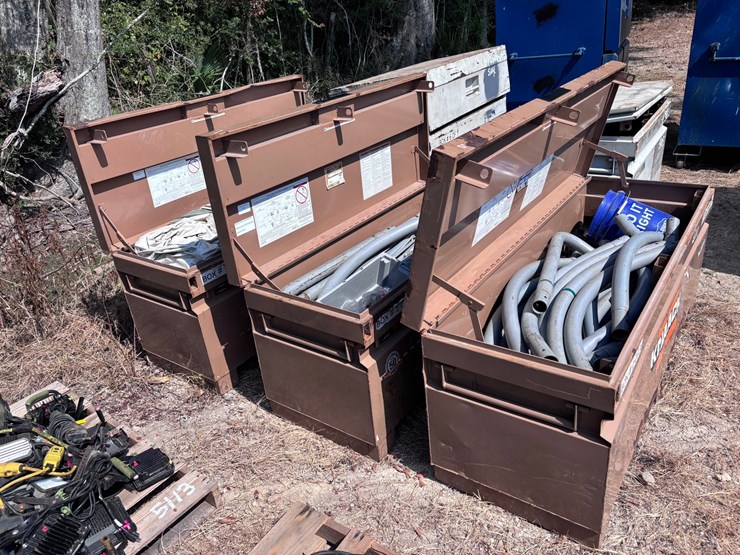 #5112-•-jobsite-toolbox-with-miscellaneous-items-image-1