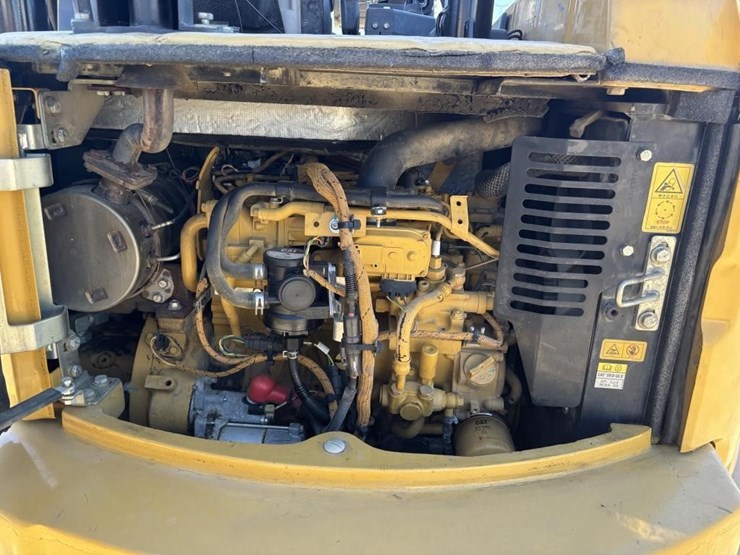2017-caterpillar-304e2-cr-image-43