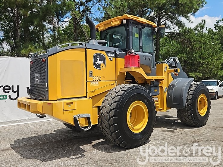 2023-deere-644p-image-5
