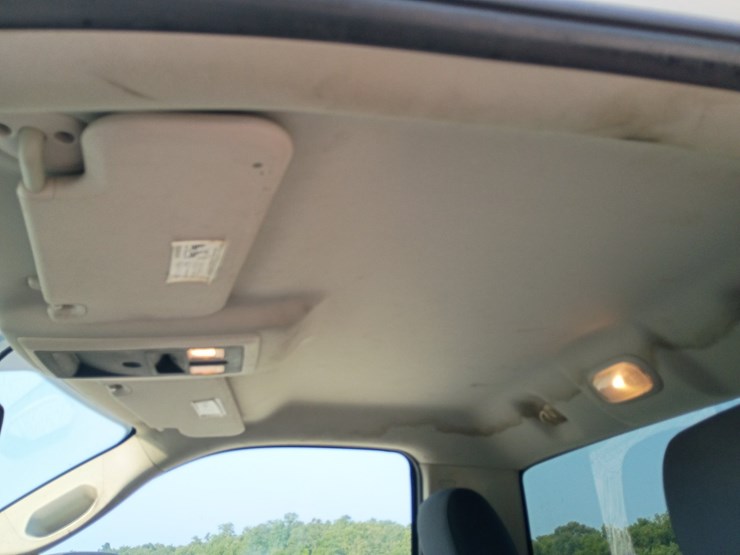 2012-dodge-1500-image-31