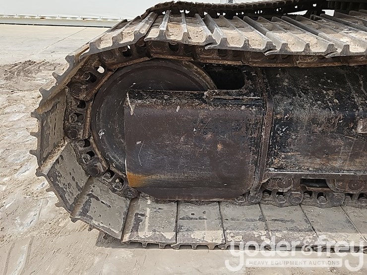 2019-caterpillar-336gc-image-10