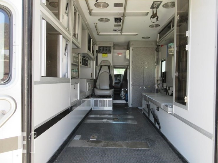 2016-kenworth-t270-image-17