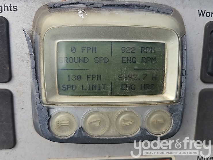 2009-volvo-pf6110-image-38