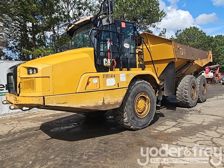 2021-caterpillar-730-image-1