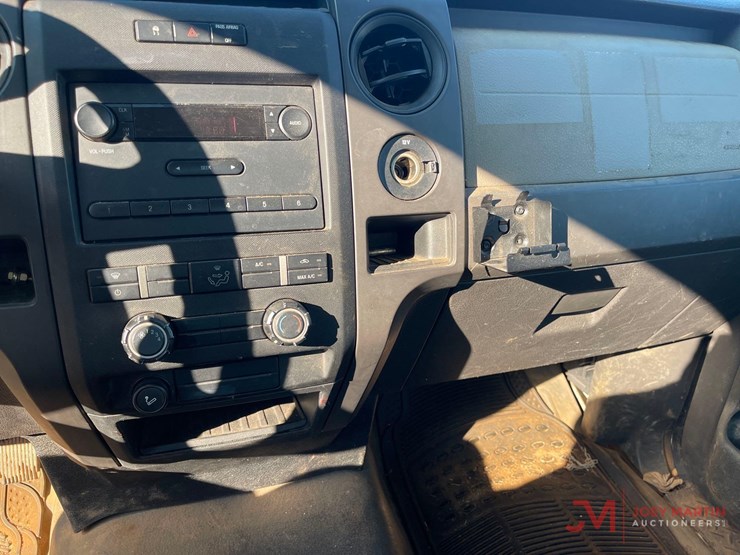 2010-ford-f150-xl-image-19