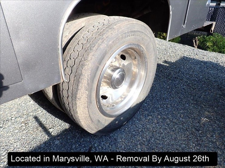 2006-ford-f550-image-14