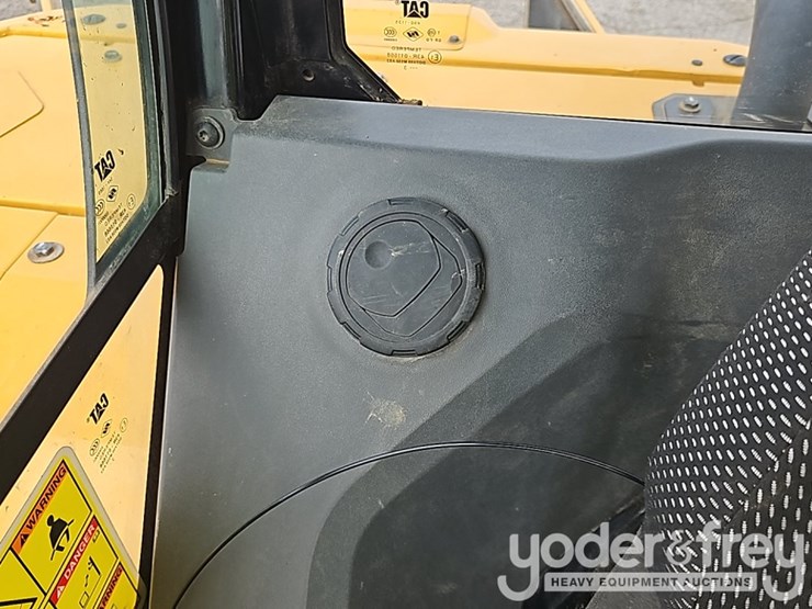 2023-caterpillar-306-cr-image-37