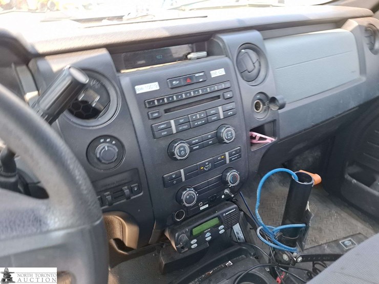 2014-ford-f150-image-13