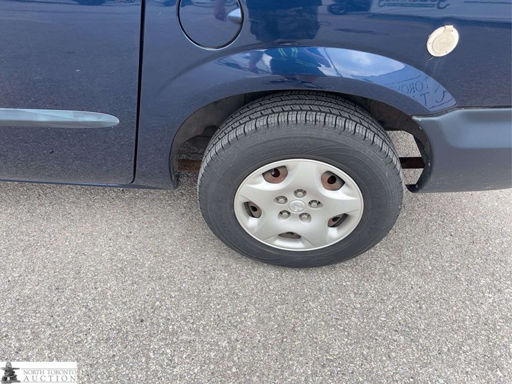 2002-dodge-caravan-image-21