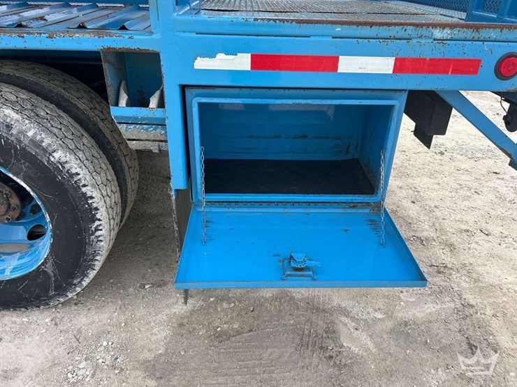 2019-ford-f750-image-18