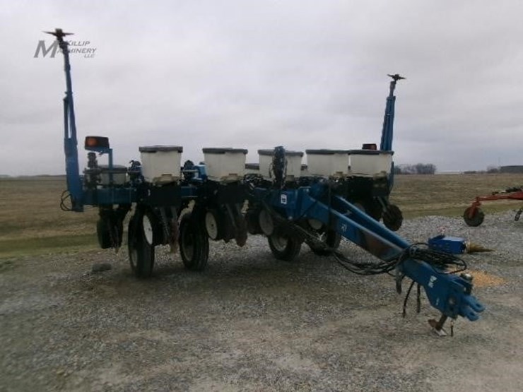 2000-kinze-3000-image-18