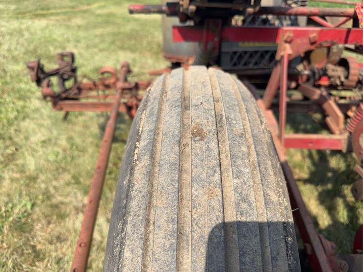 mccormick-deering-two-row-planter-image-24