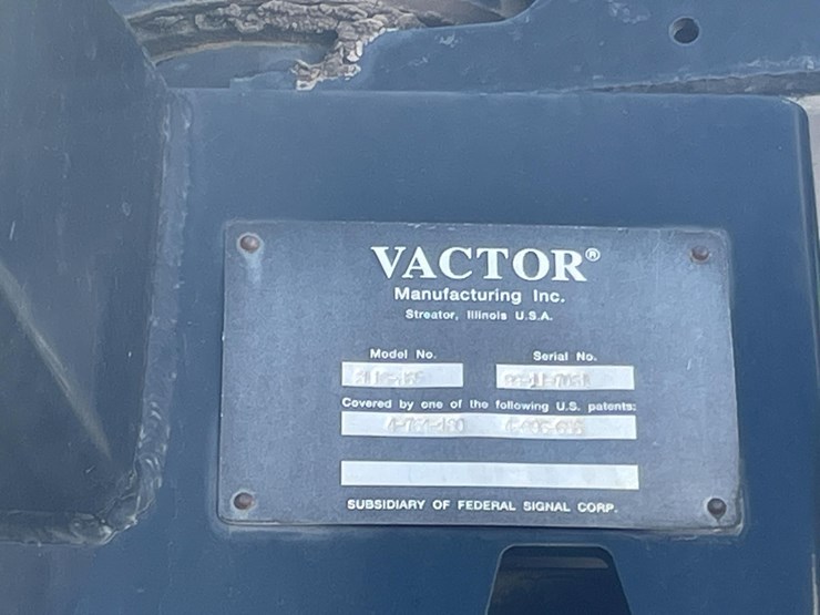 2005-vactor-2100-image-37