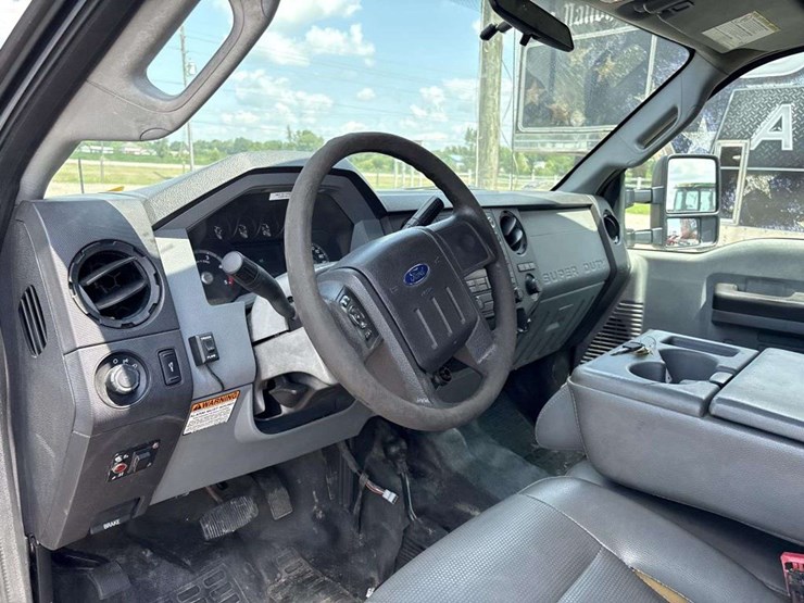 2012-ford-f450-image-16