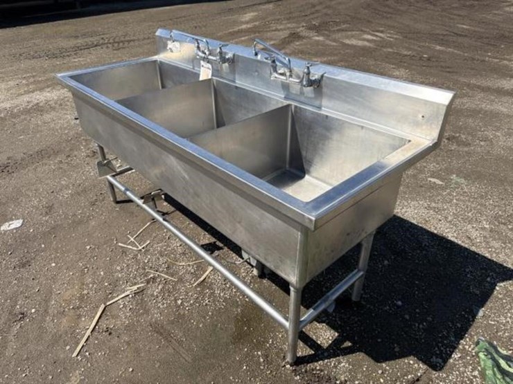 stainless-steel-3-bay-sink-image-2