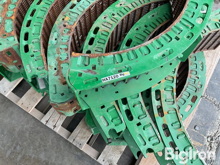 john-deere-x-9-small-wire-concaves-image-12